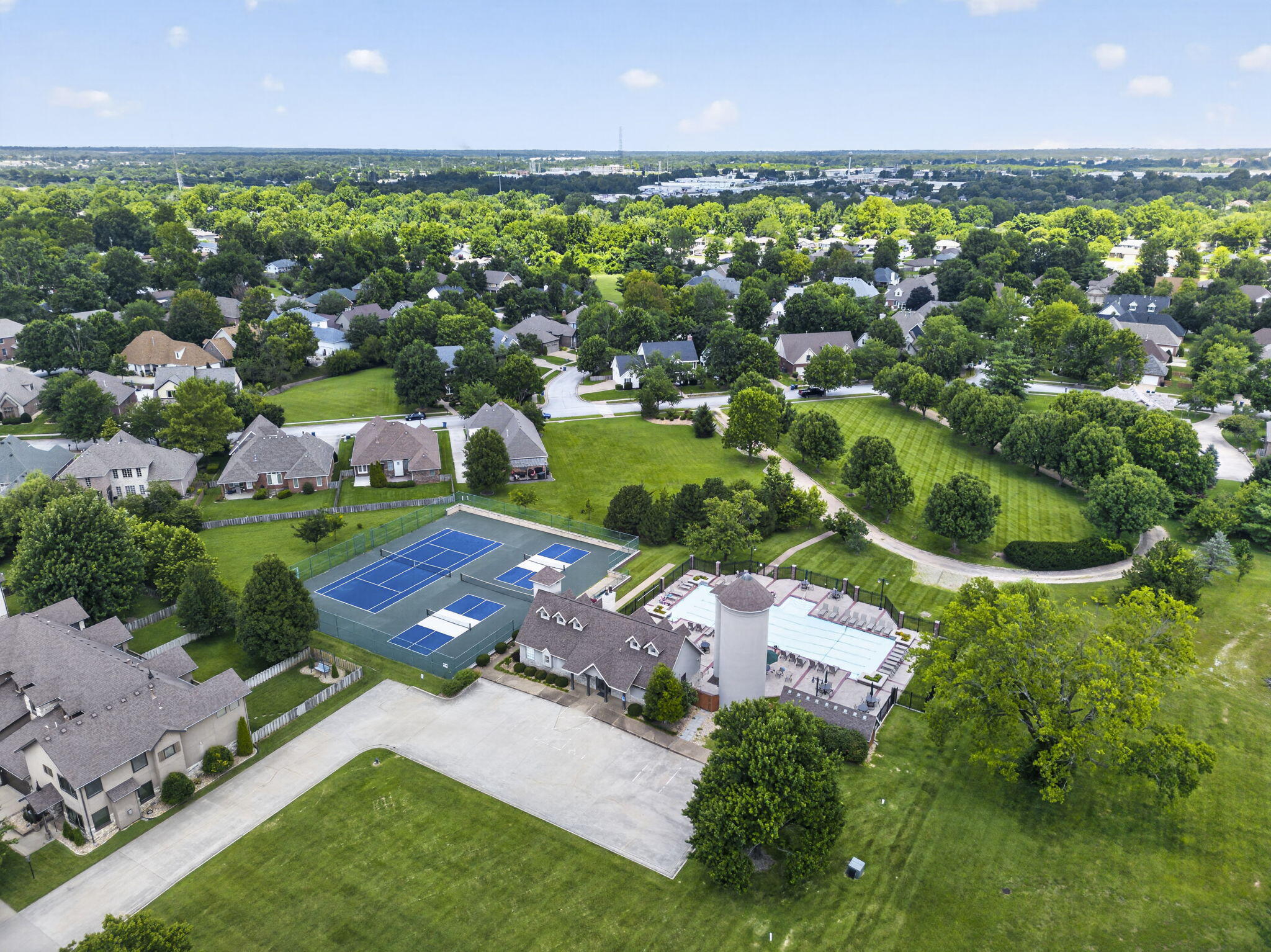2411 West Dearborn Street Springfield, MO 65807 - Photo 66 of 68 29-web-or-mls-DJI_0922 (2)