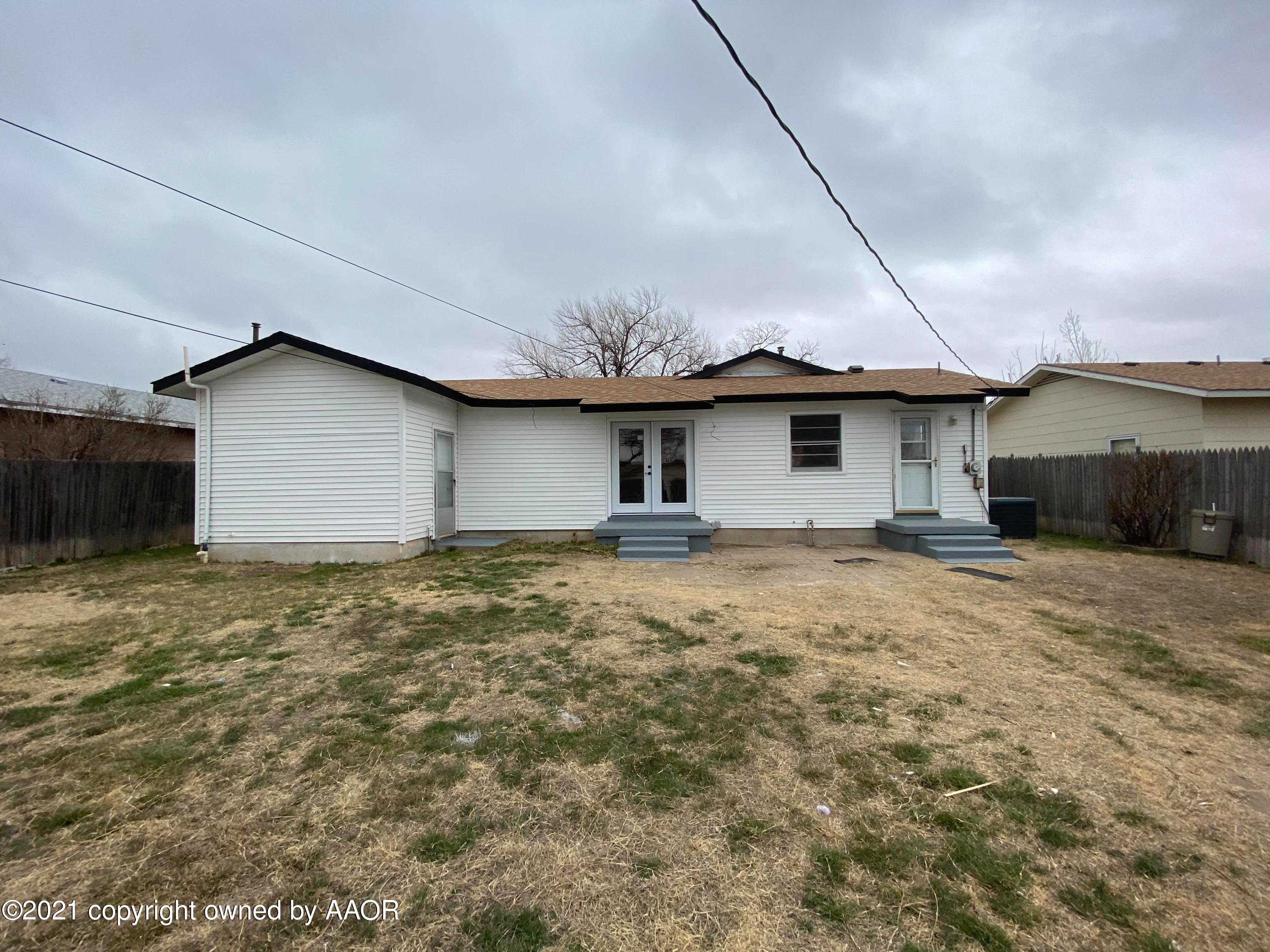 4304 South Bonham Street Amarillo, TX 79110 - Photo 2 of 9 a house with a outdoor space
