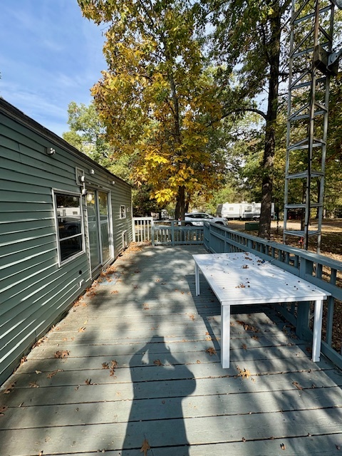 2-262 Woodhaven Sublette, IL 61367 - Photo 9 of 20 a backyard of a house with table and chairs