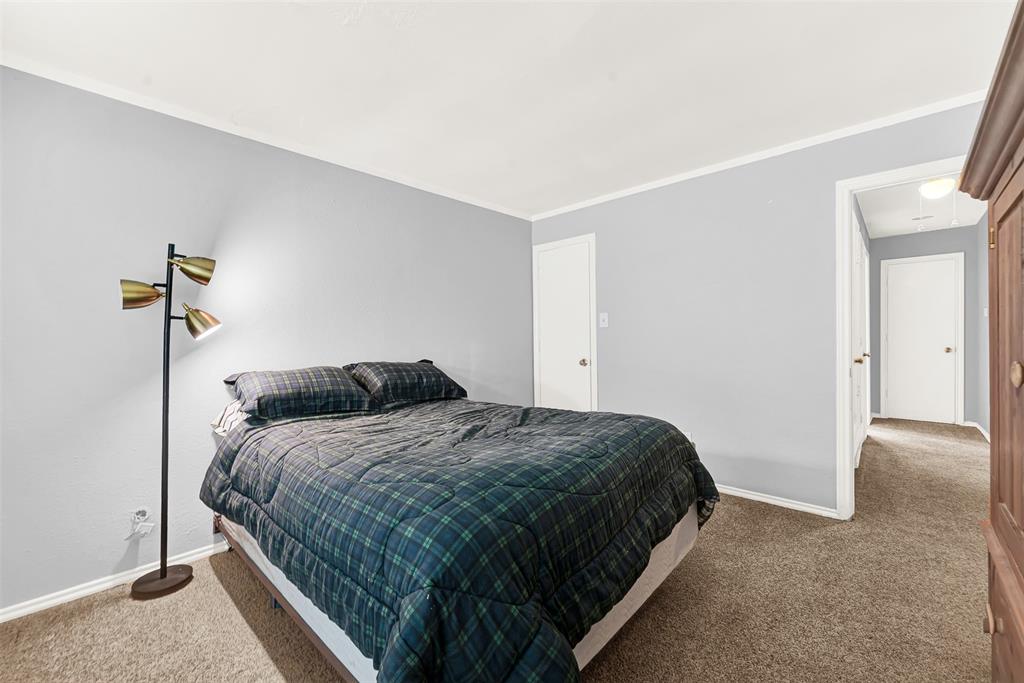 8344 Old Moss Road Dallas, TX 75231 - Photo 14 of 23