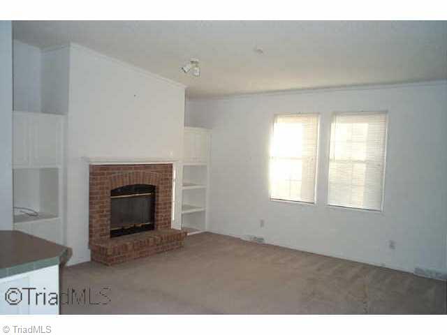 385 Pickett Road Lexington, NC 27295 - Photo 3 of 4 Other. Den