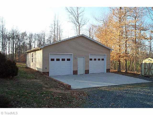 385 Pickett Road Lexington, NC 27295 - Photo 4 of 4 Other. Detached garage