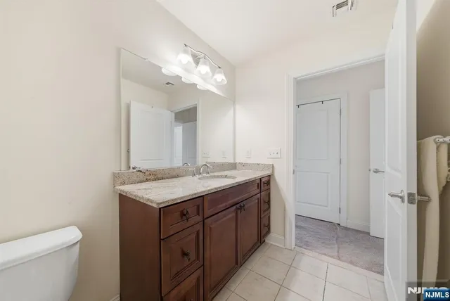 $500,000 | 23 Dogwood Lane, Wanaque, NJ 07420