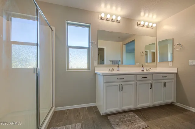 $635,000 | 782 East Betsy Lane, Gilbert, AZ 85296