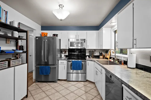 $449,000 | 414 West Rolland Avenue, Spokane, WA 99218