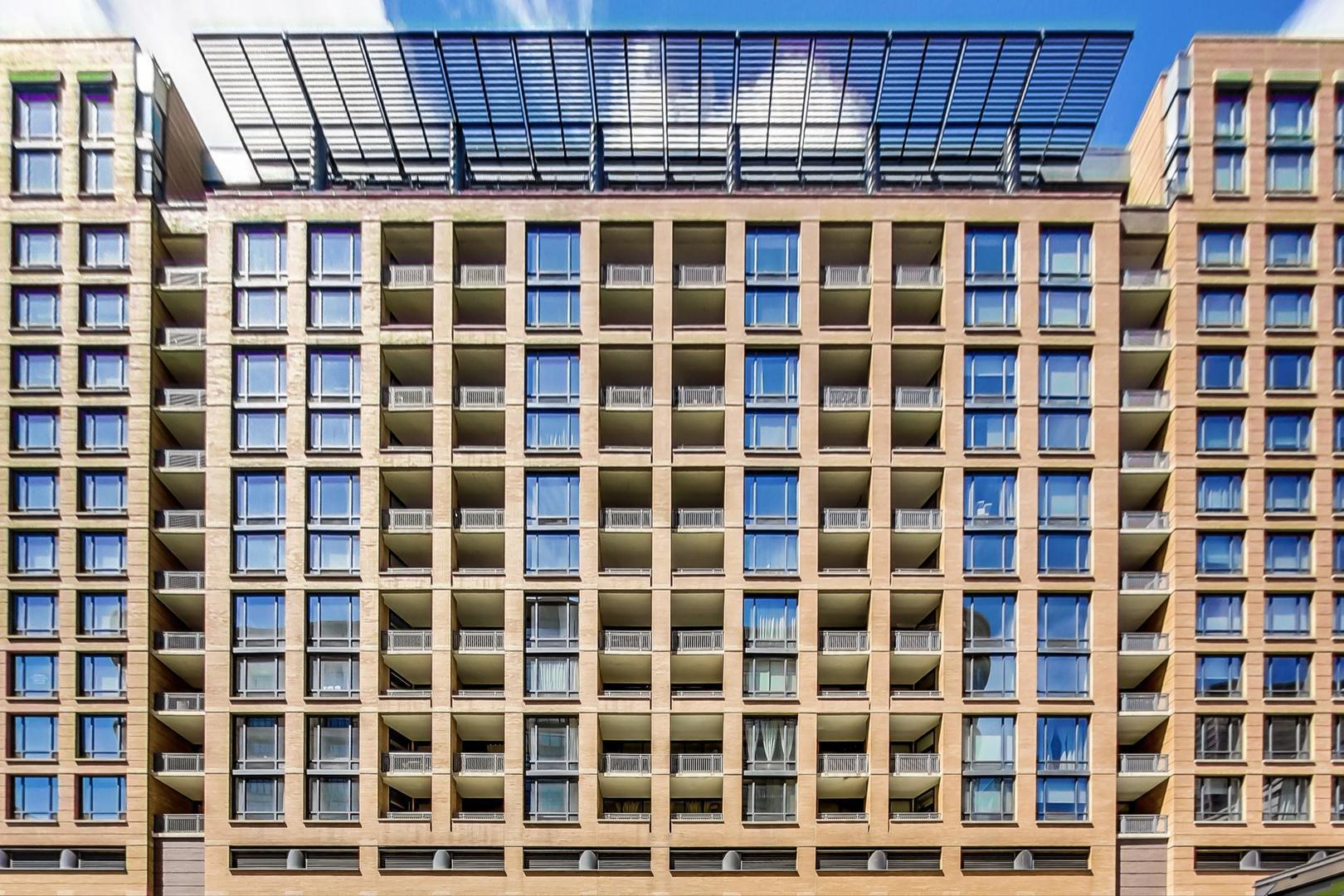 520 South State Street, Unit 1411 Chicago, IL 60605 - Photo 1 of 21