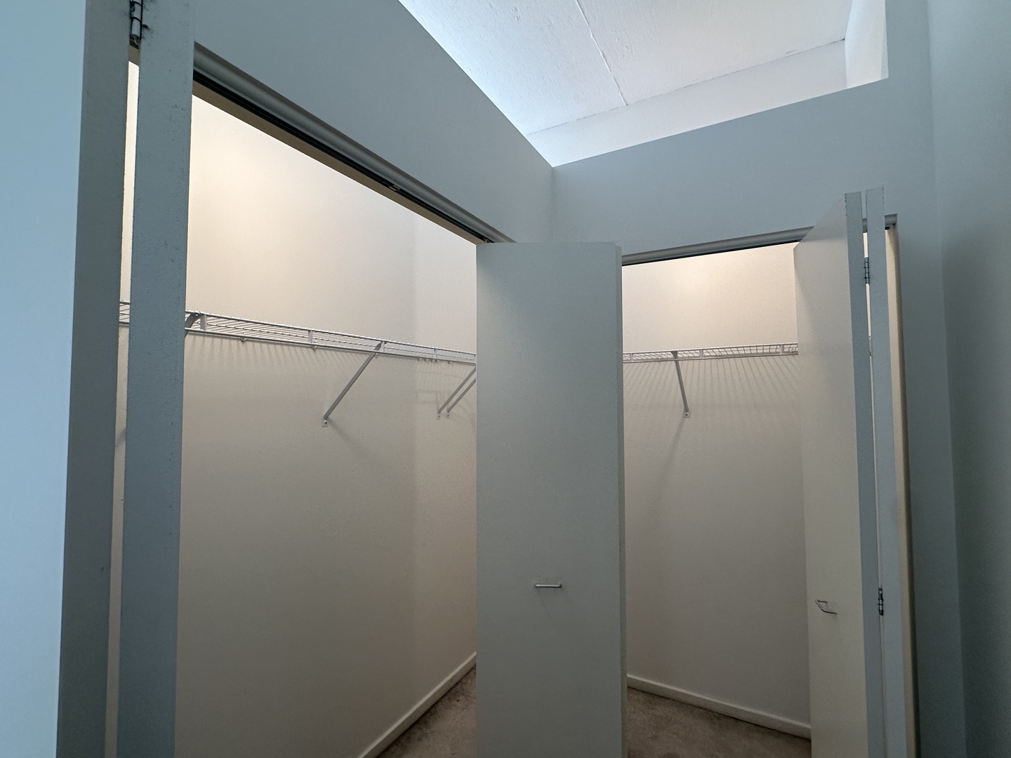 520 South State Street, Unit 1411 Chicago, IL 60605 - Photo 13 of 21