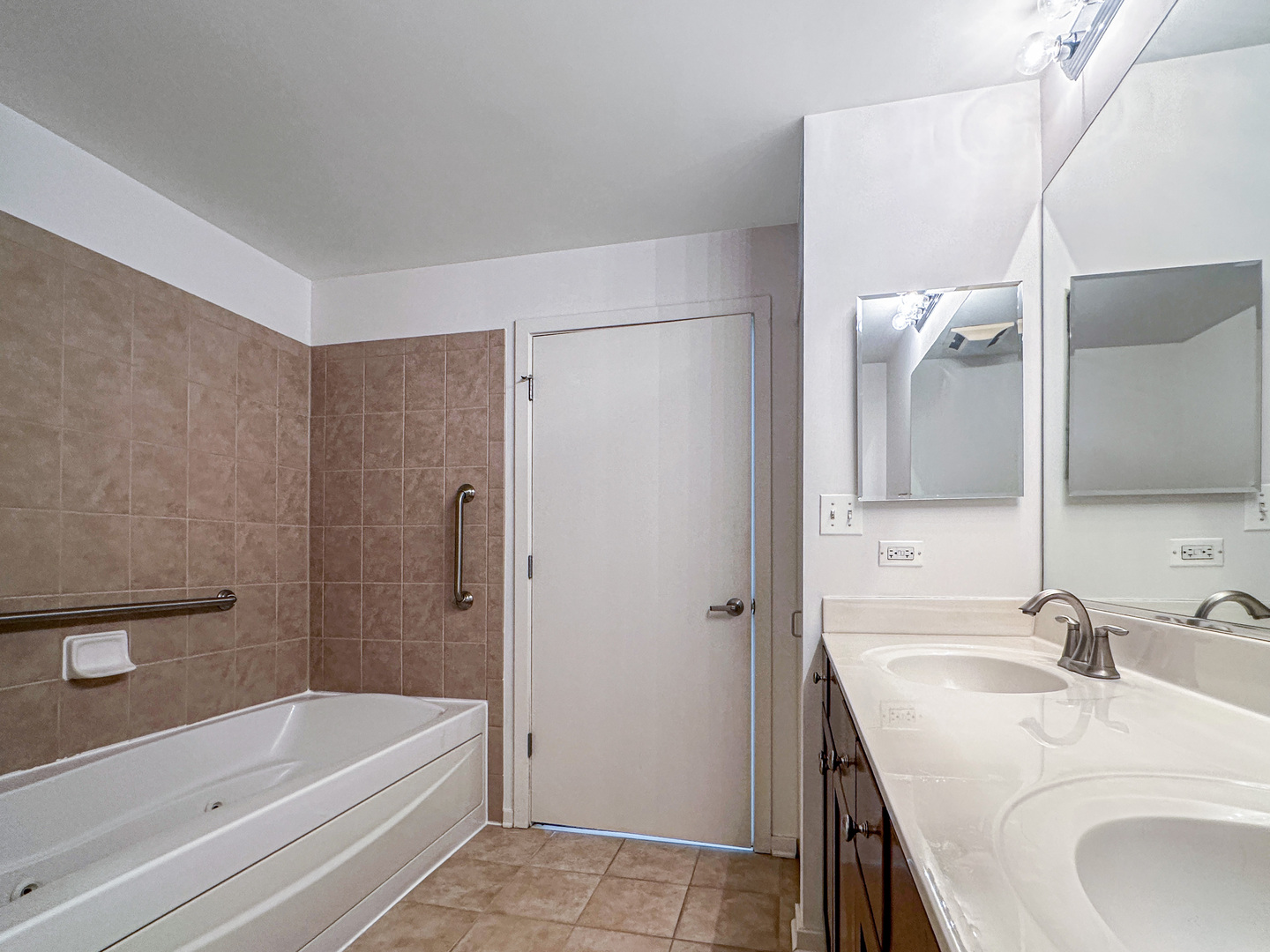 520 South State Street, Unit 1411 Chicago, IL 60605 - Photo 14 of 21