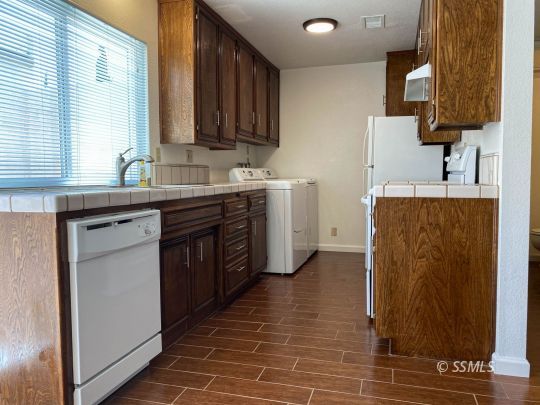 529 Sydnor Avenue Ridgecrest, CA 93555 - Photo 10 of 38 Gallery Image 10
