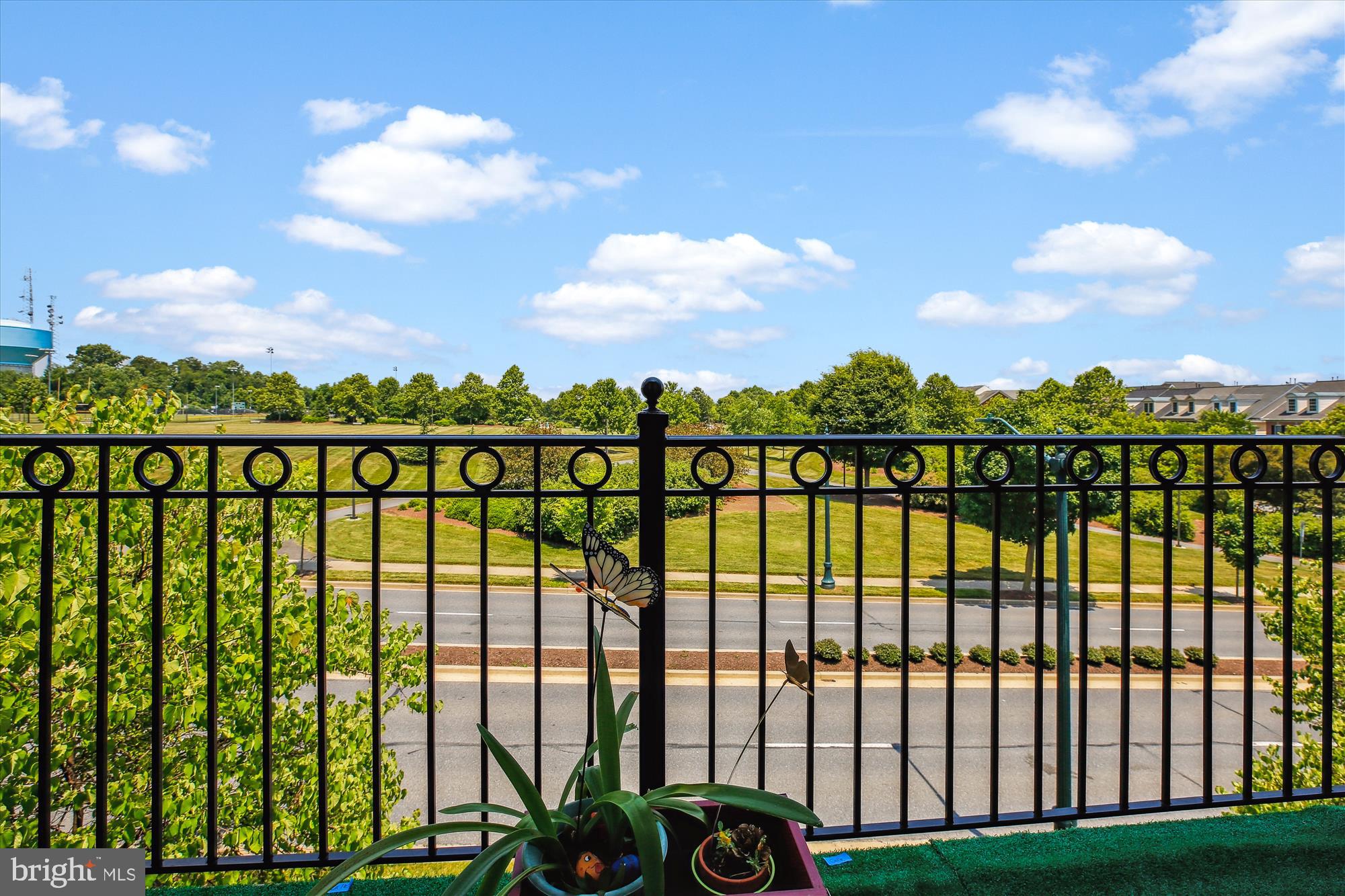 1206 Gaither Road Rockville, MD 20850 - Photo 44 of 134 Balcony