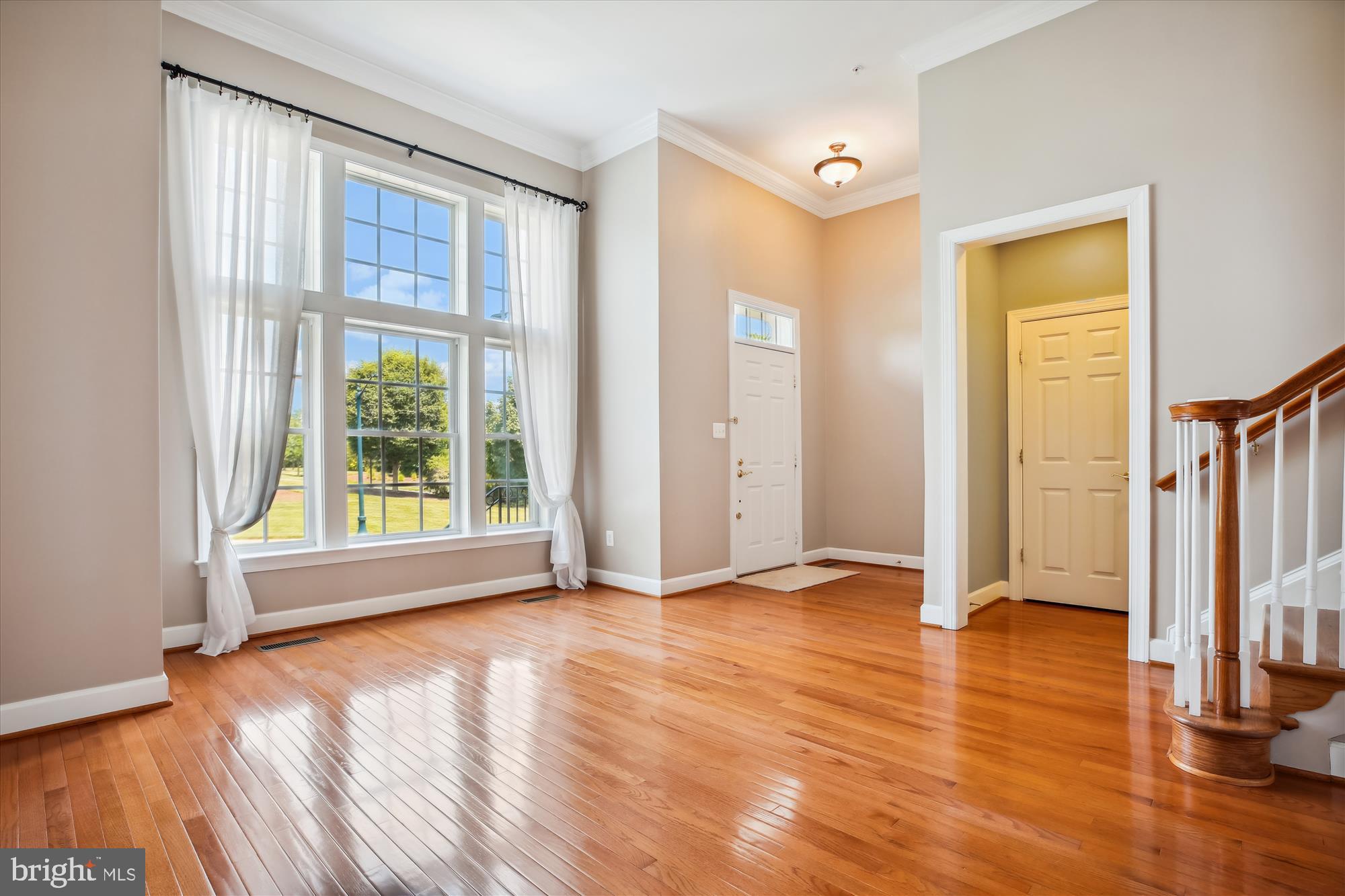 1206 Gaither Road Rockville, MD 20850 - Photo 9 of 134 Living Room