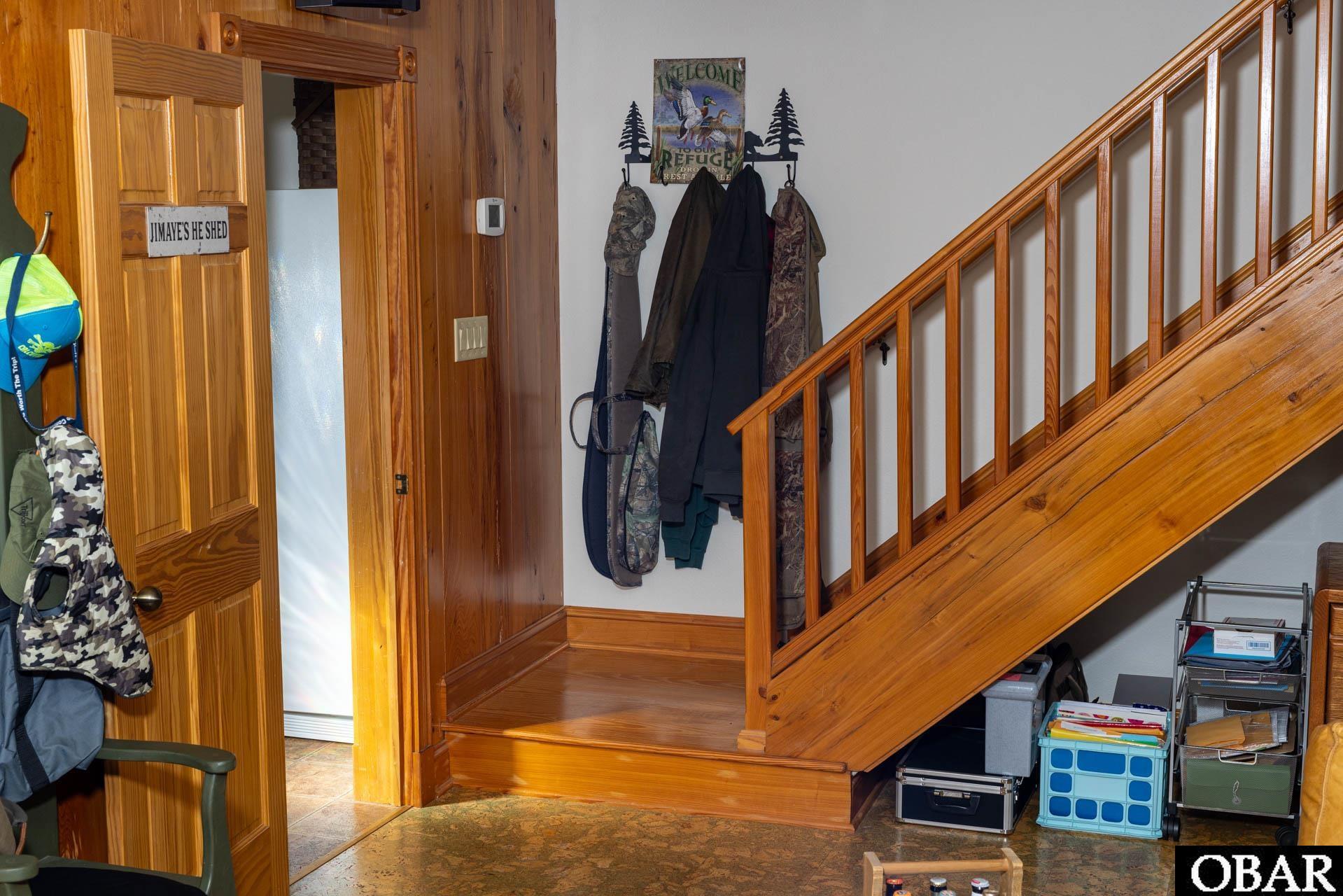 288 Bayview Drive Stumpy Point, NC 27978 - Photo 44 of 49 Second Staircase