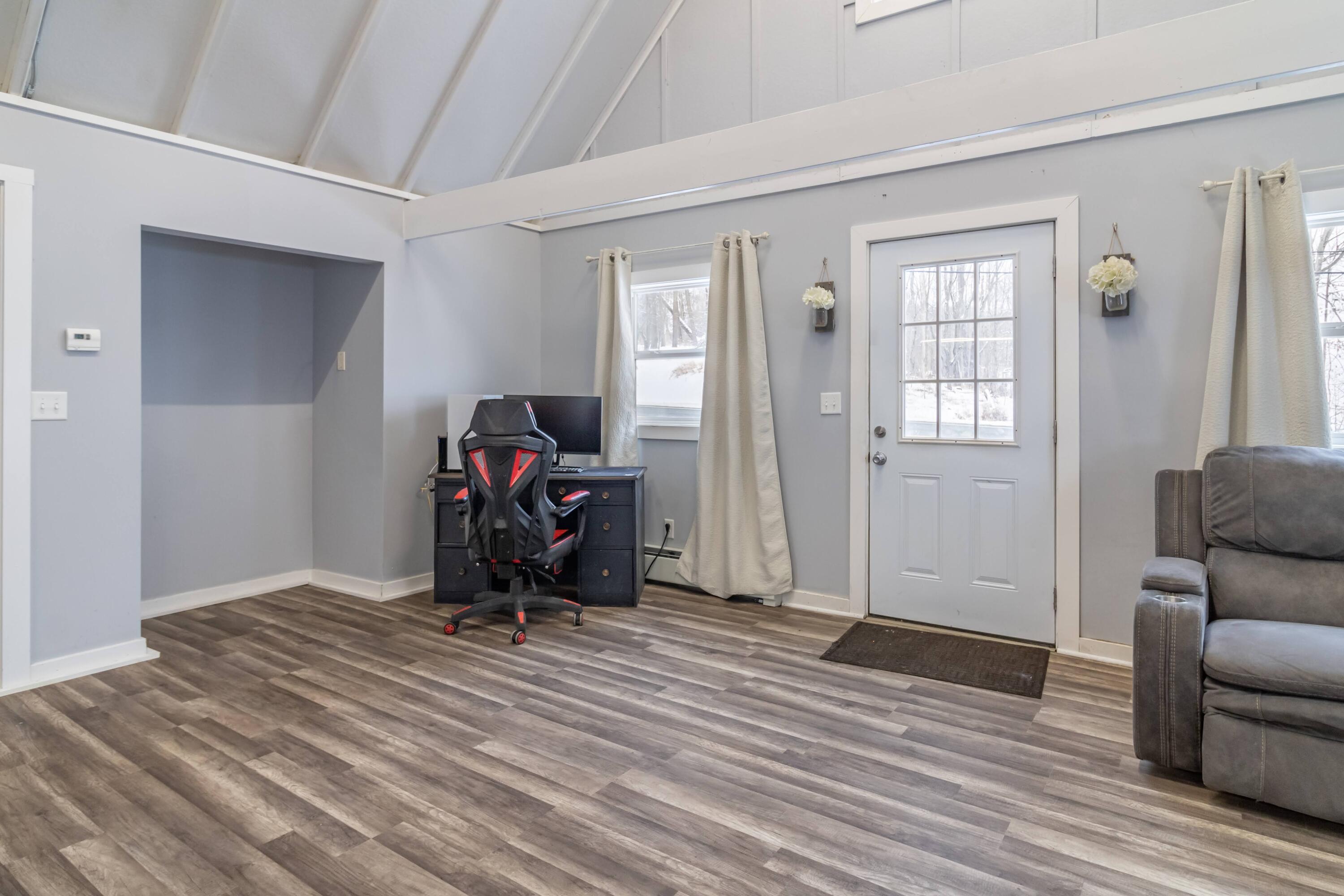 1016 River Road Bucksport, ME 04416 - Photo 10 of 43 1016 River Road Interiors-21