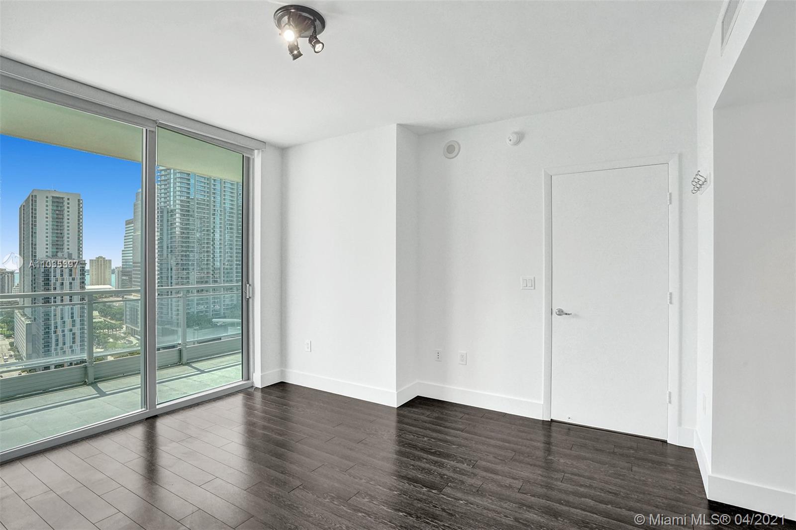 92 Southwest 3rd Street, Unit 2711 Miami, FL 33130 - Photo 14 of 27