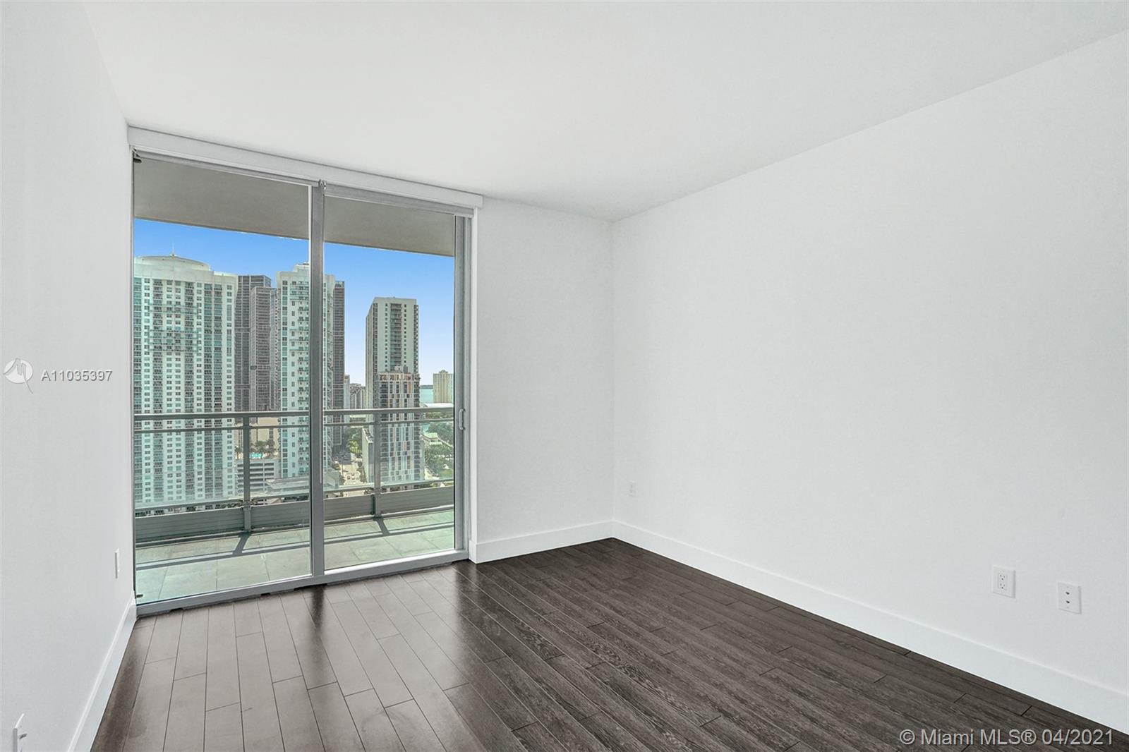 92 Southwest 3rd Street, Unit 2711 Miami, FL 33130 - Photo 8 of 27