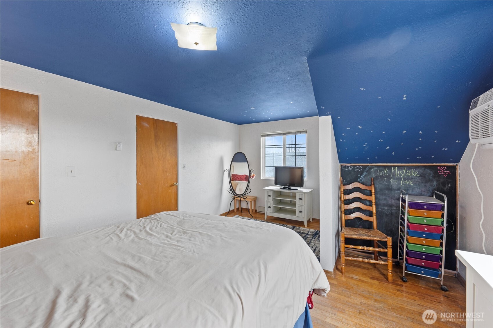 1162 D Street Southwest Ephrata, WA 98823 - Photo 27 of 37 a bedroom with a bed and a closet