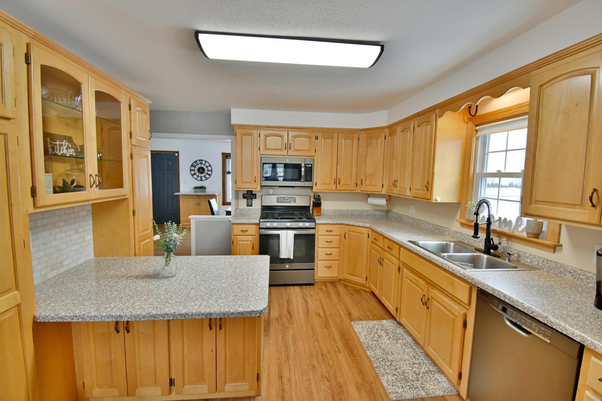 6447 230th Street St. Augusta, MN 56301 - Photo 11 of 52