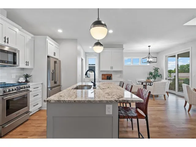 $495,000 | 11236 Freedom Way, Hanover, MN 55341