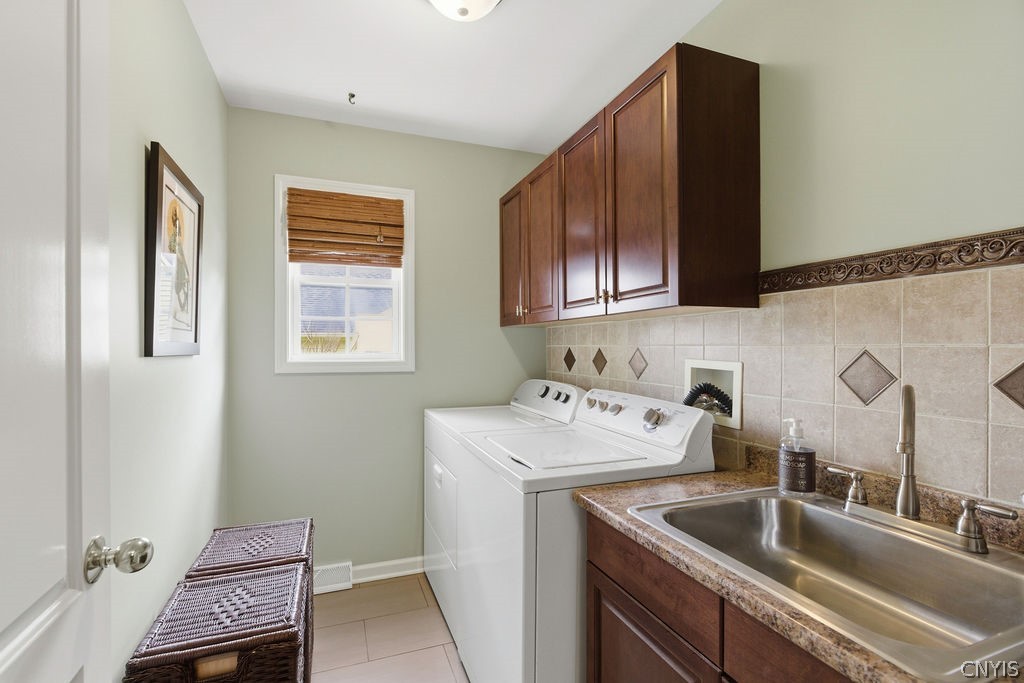 8467 Marco Lane Lysander, NY 13027 - Photo 23 of 35