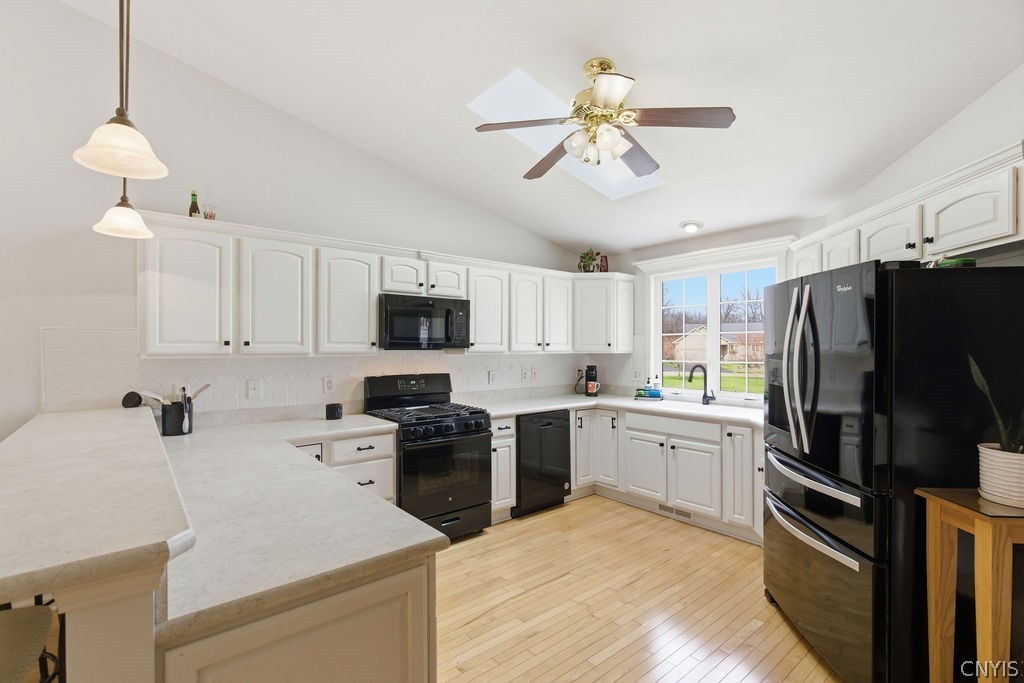 8467 Marco Lane Lysander, NY 13027 - Photo 4 of 35