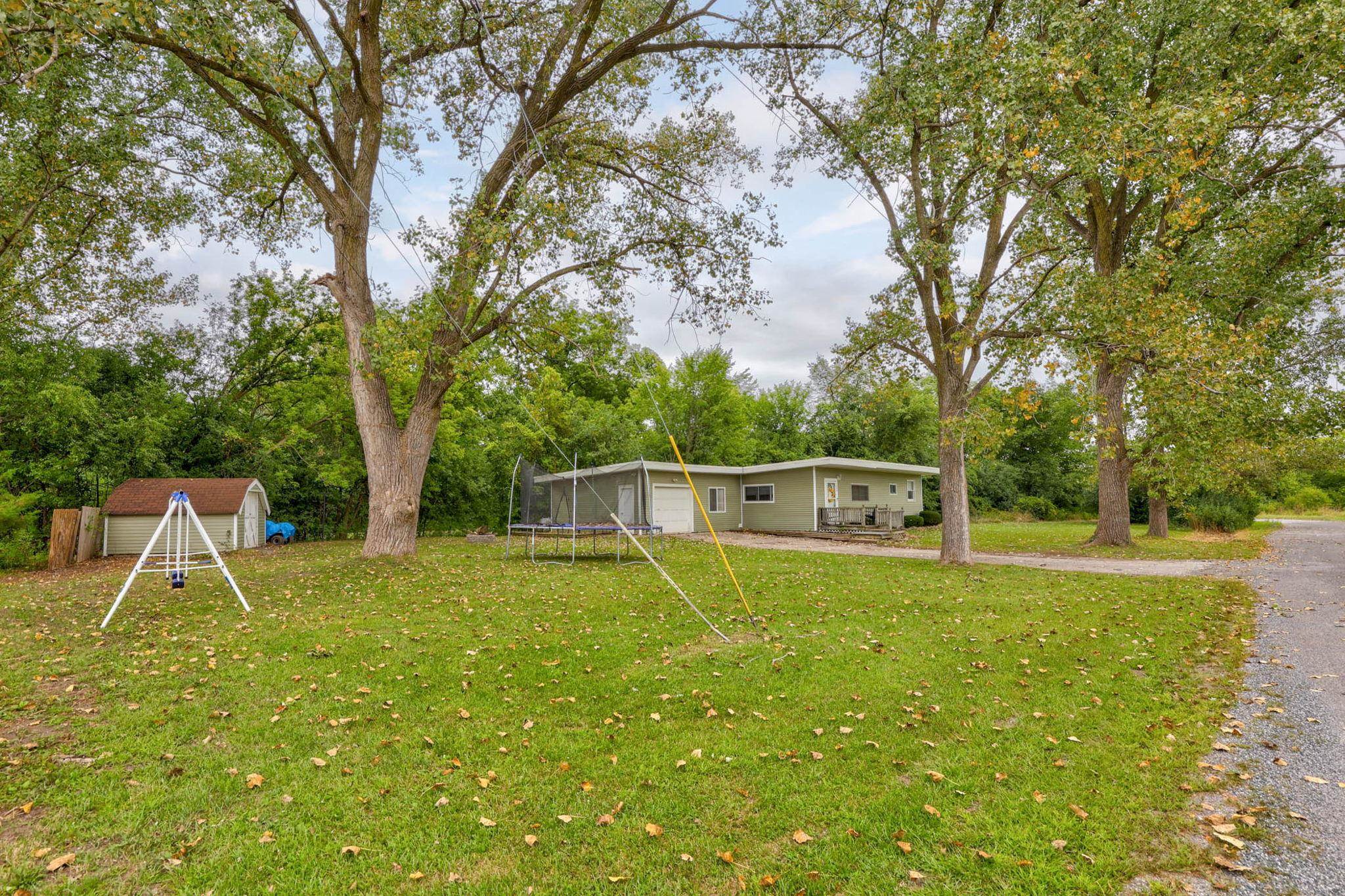 1906 Banner Road Saginaw, MI 48601 - Photo 31 of 40