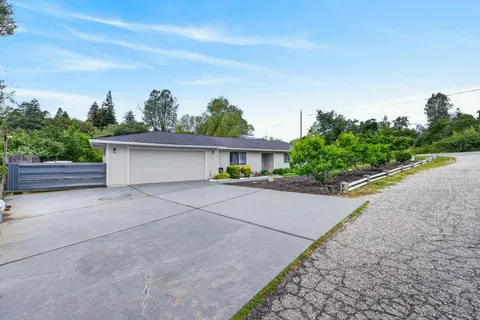 $474,900 | 120 Skipper Cove, Auburn, CA 95603