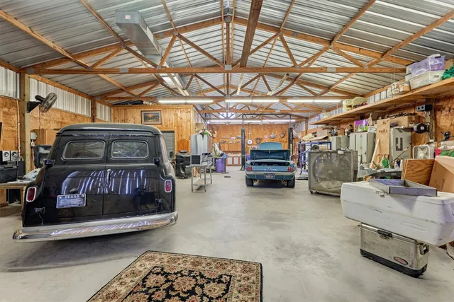 a view of a back yard of the house