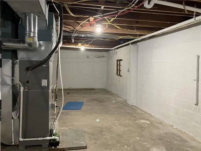 $164,900 | 303 North Murrays Avenue, Braymer, MO 64624