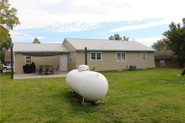 $164,900 | 303 North Murrays Avenue, Braymer, MO 64624