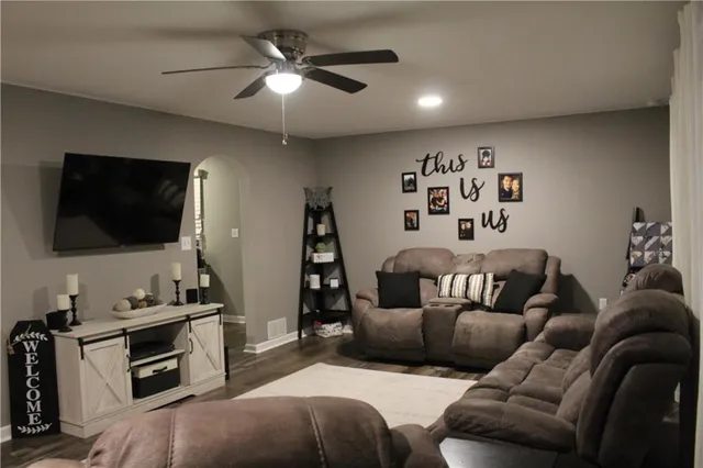 $164,900 | 303 North Murrays Avenue, Braymer, MO 64624