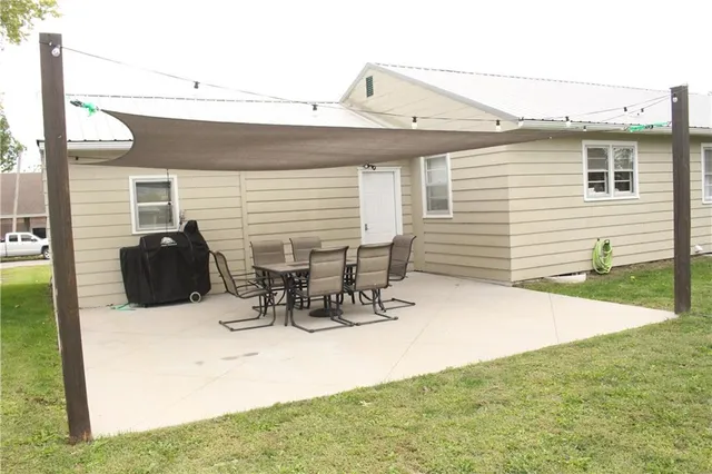 $164,900 | 303 North Murrays Avenue, Braymer, MO 64624
