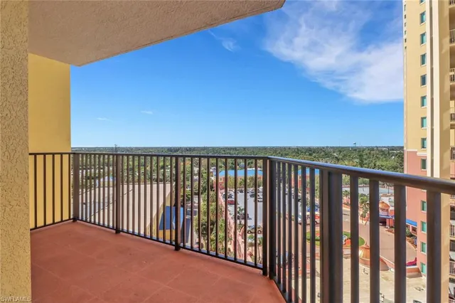 $399,000 | 2797 First Street, Unit 1001, Fort Myers, FL 33916