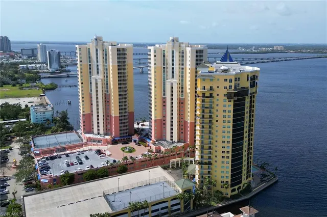 $399,000 | 2797 First Street, Unit 1001, Fort Myers, FL 33916