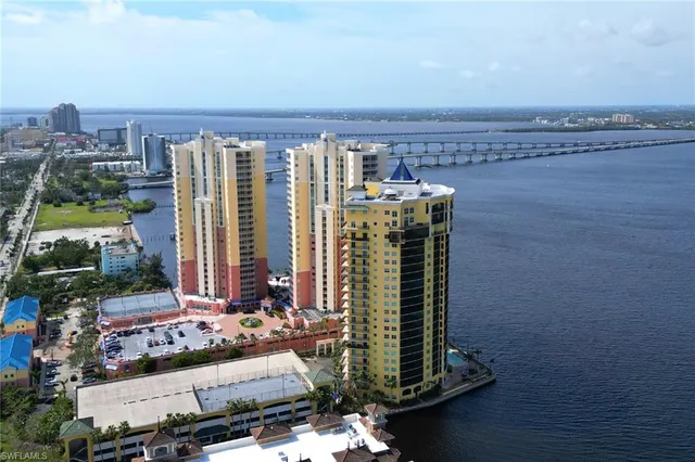 $399,000 | 2797 First Street, Unit 1001, Fort Myers, FL 33916