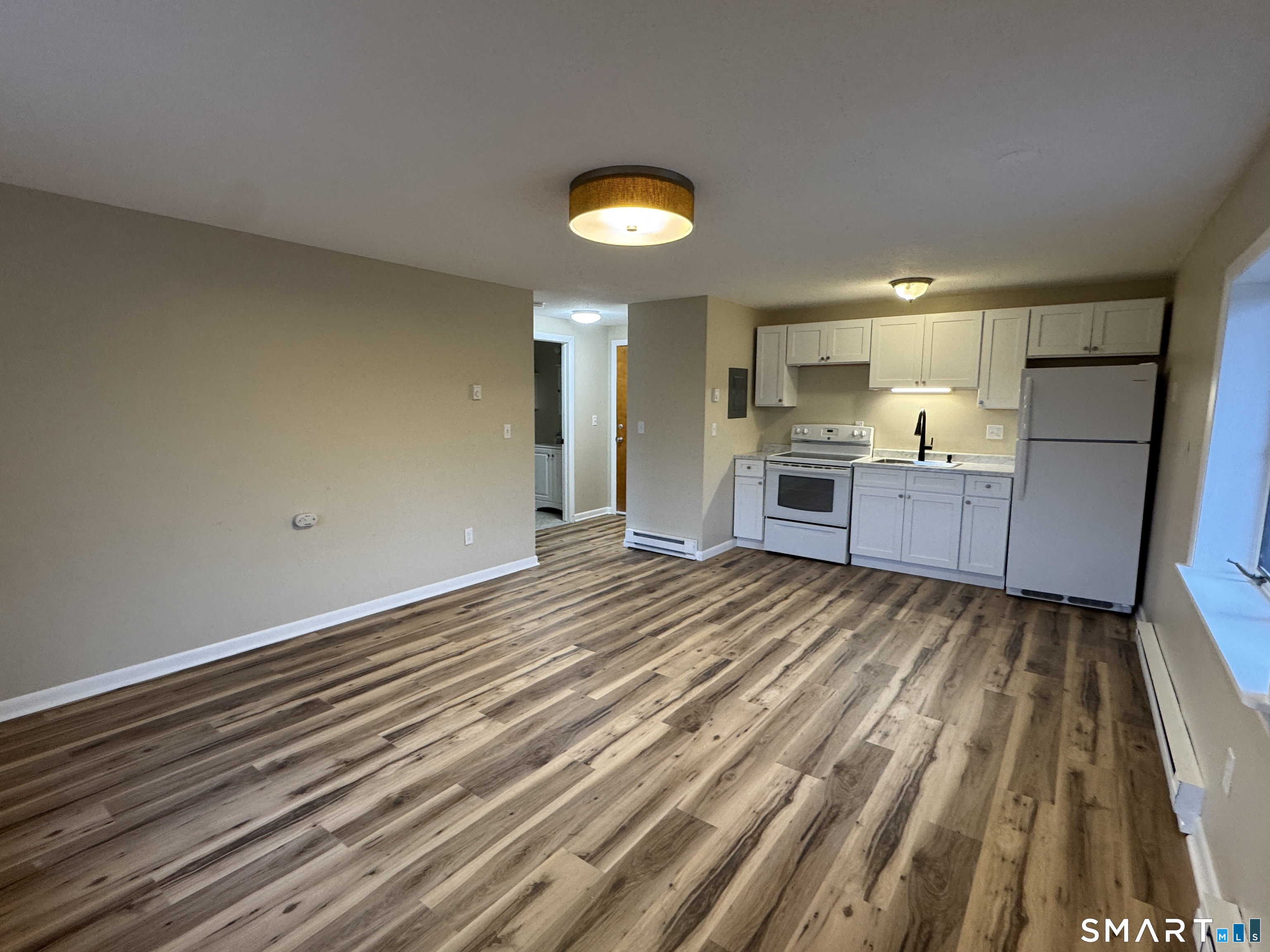 143 Main Street, Unit D Manchester, CT 06042 - Photo 3 of 9