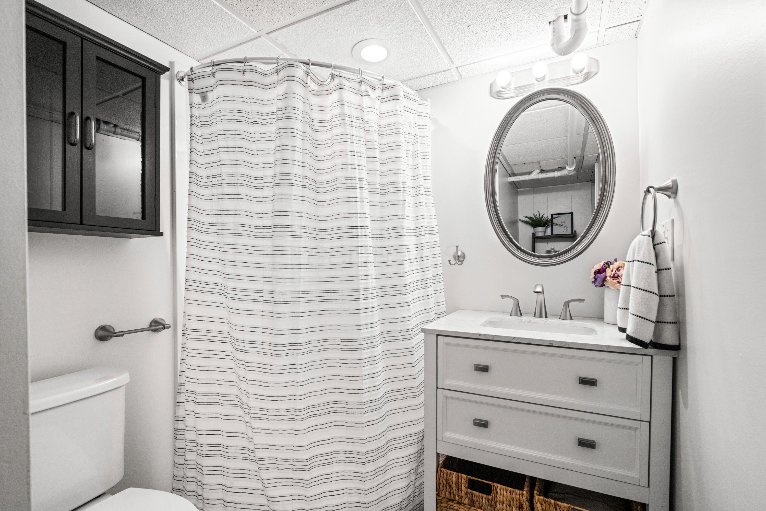 2031 Milden Road Columbus, OH 43221 - Photo 24 of 36 Full basement bathroom