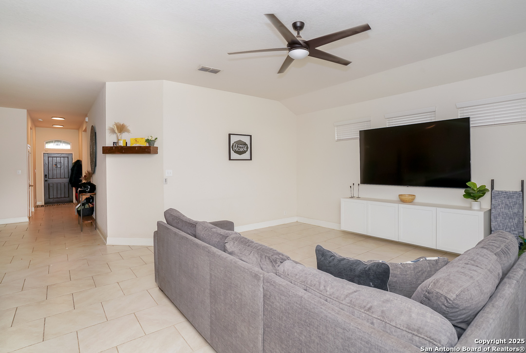 8614 Pardner Ranch San Antonio, TX 78254 - Photo 9 of 21