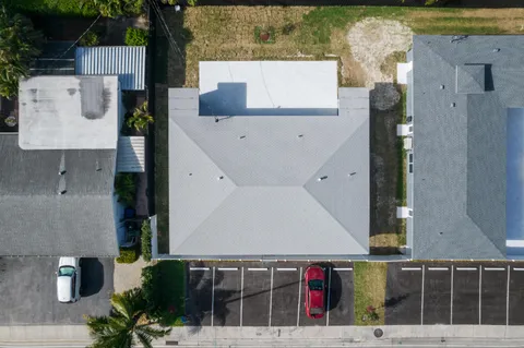 $1,300,000 | 2009 Northeast 26th Street, Wilton Manors, FL 33305