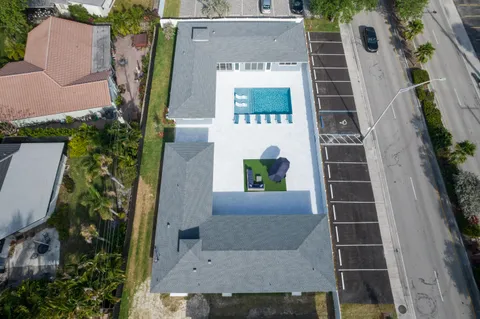 $1,300,000 | 2009 Northeast 26th Street, Wilton Manors, FL 33305