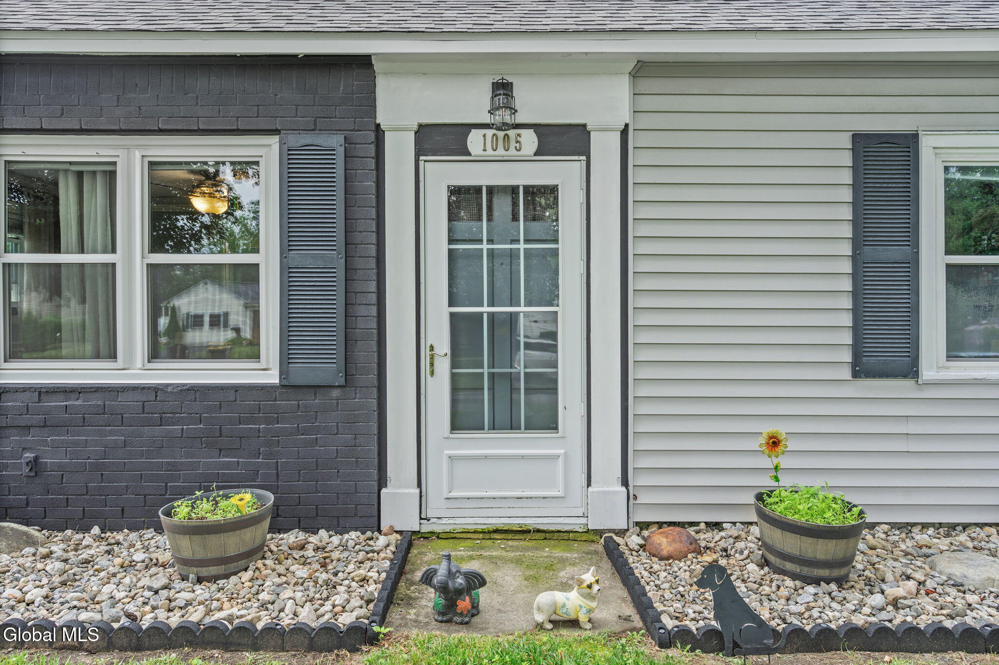 1005 Wayne Road Rotterdam, NY 12303 - Photo 2 of 32 28-web-or-mls-1005-wayne-rd