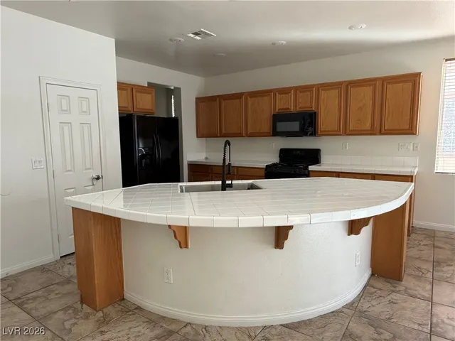 $2,100 | 6521 Diamond Point Court, North Las Vegas, NV 89084