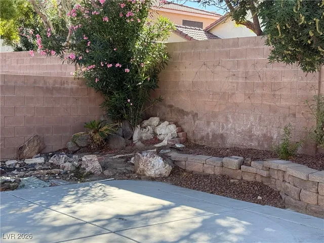 $2,100 | 6521 Diamond Point Court, North Las Vegas, NV 89084