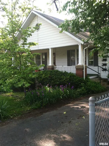 $119,000 | 607 West Main Street, Carbondale, IL 62901