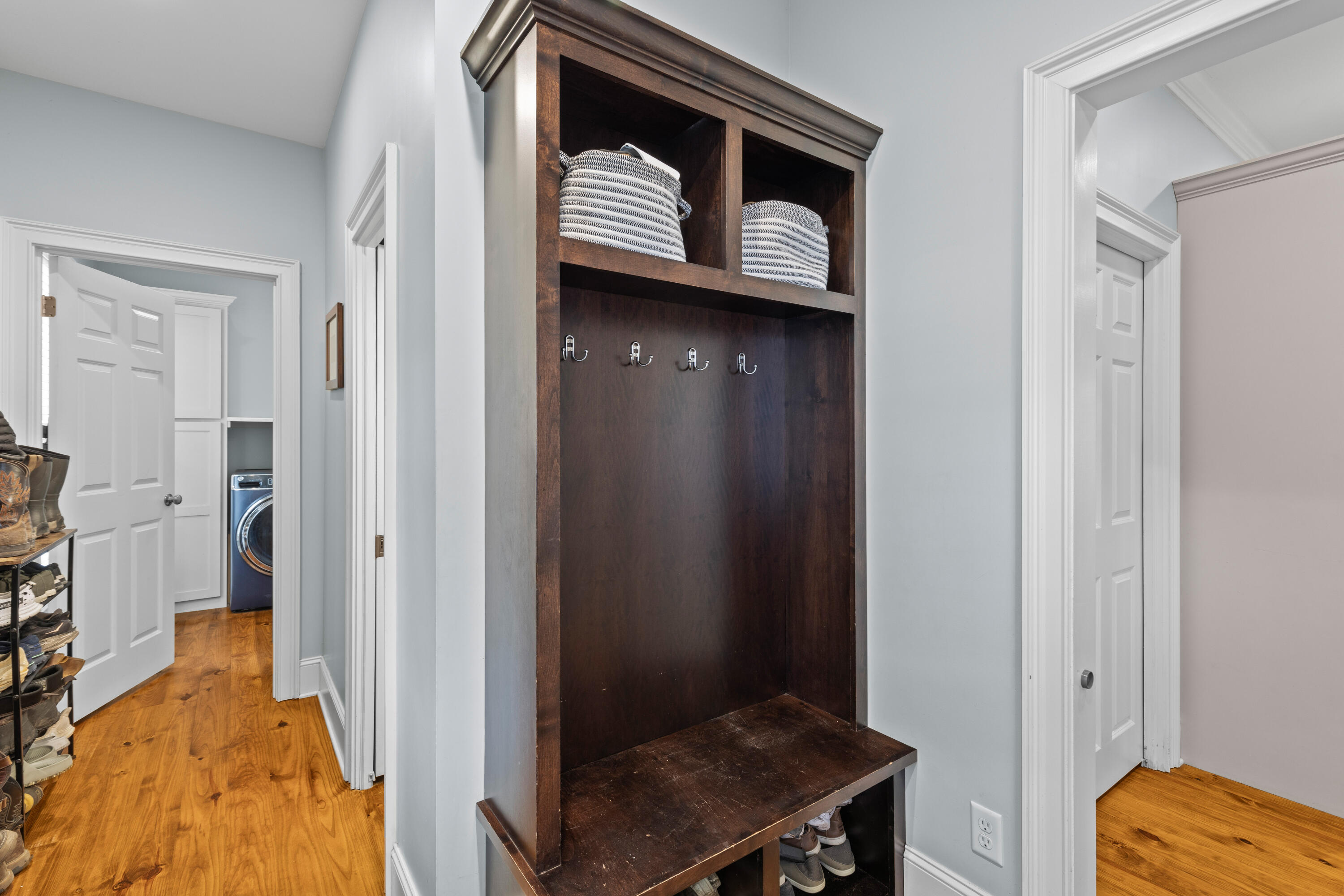 110 Huntington Court Walterboro, SC 29488 - Photo 39 of 54 Mudroom