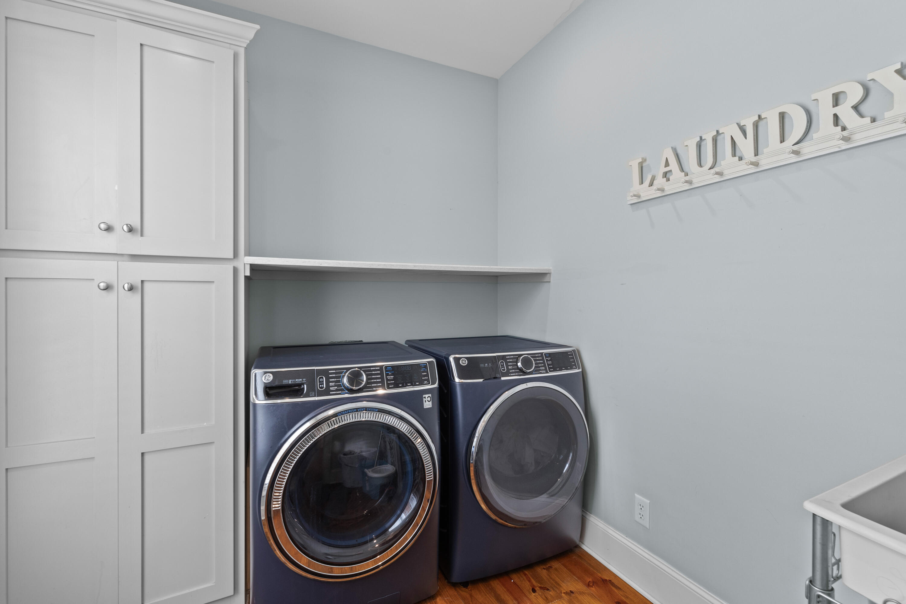 110 Huntington Court Walterboro, SC 29488 - Photo 40 of 54 Laundry Room