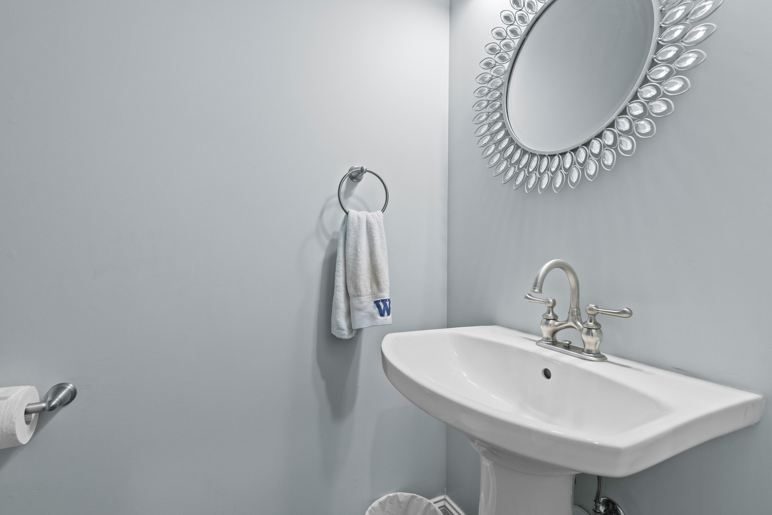 110 Huntington Court Walterboro, SC 29488 - Photo 41 of 54 Powder Room