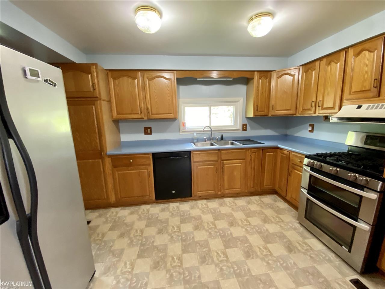 2758 Coleman Road Smiths Creek, MI 48074 - Photo 4 of 21
