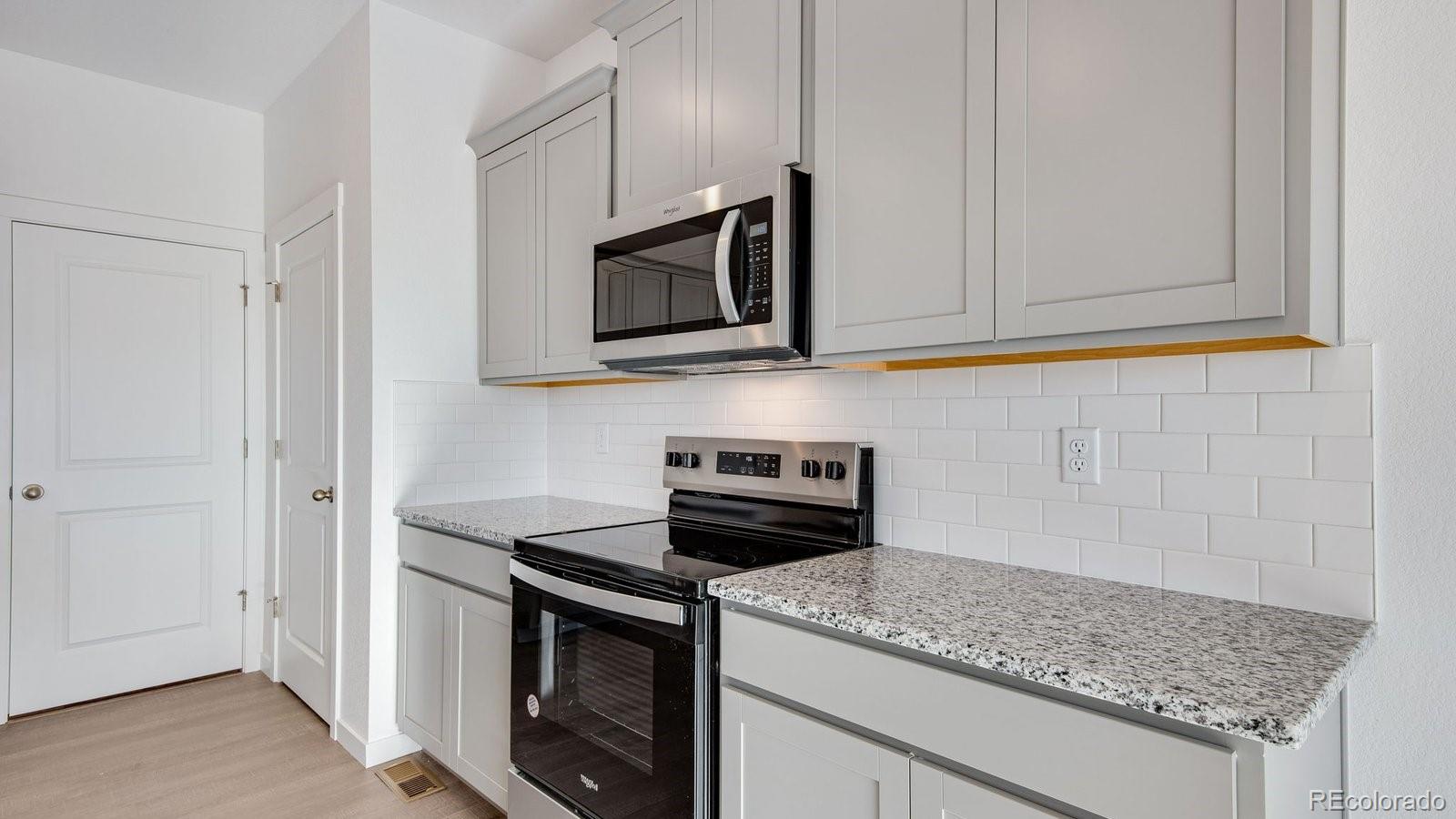 9855 Ceylon Court Commerce City, CO 80022 - Photo 12 of 50