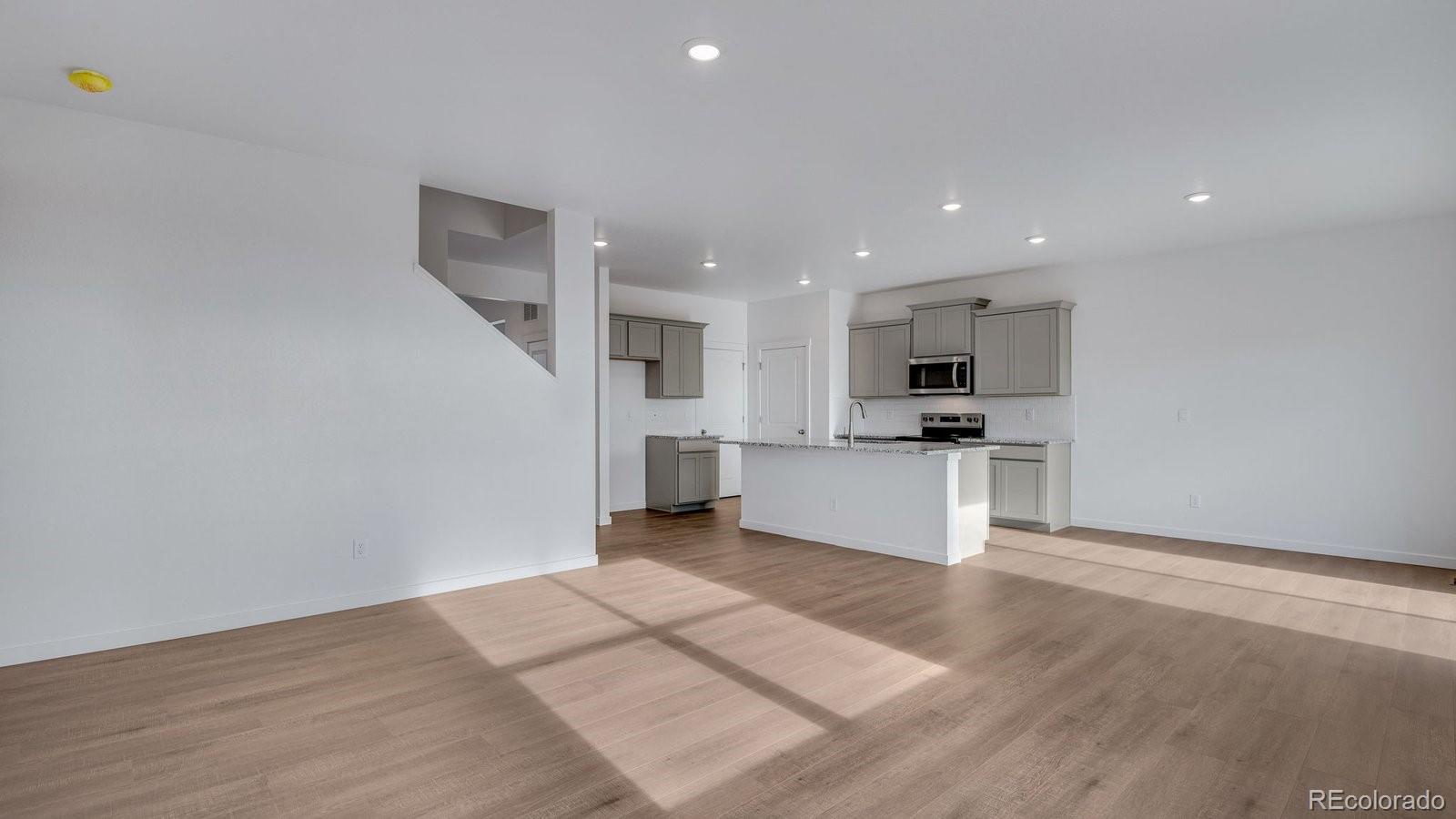 9855 Ceylon Court Commerce City, CO 80022 - Photo 20 of 50