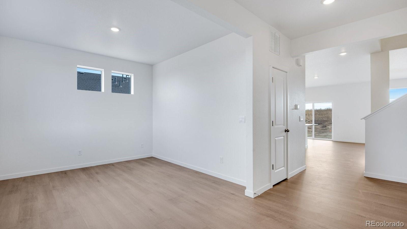 9855 Ceylon Court Commerce City, CO 80022 - Photo 3 of 50